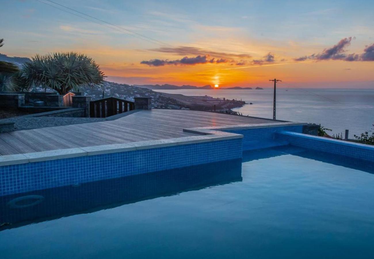 Villa Sunrise View By Madeira Sun Travel *